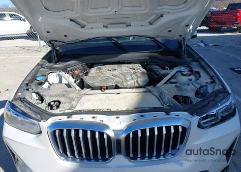 2022 BMW X3 xDrive30I z USA, uszkodzony, nr VIN 5UX53DP01N9K43683